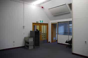 Partitioned Office Premises 135m2
