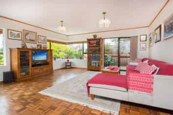 8 Kirkdale Place, Northcross