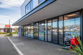 Double Tenants Low Risk Investment