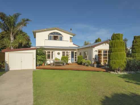 55 Spencer Avenue, Maketu