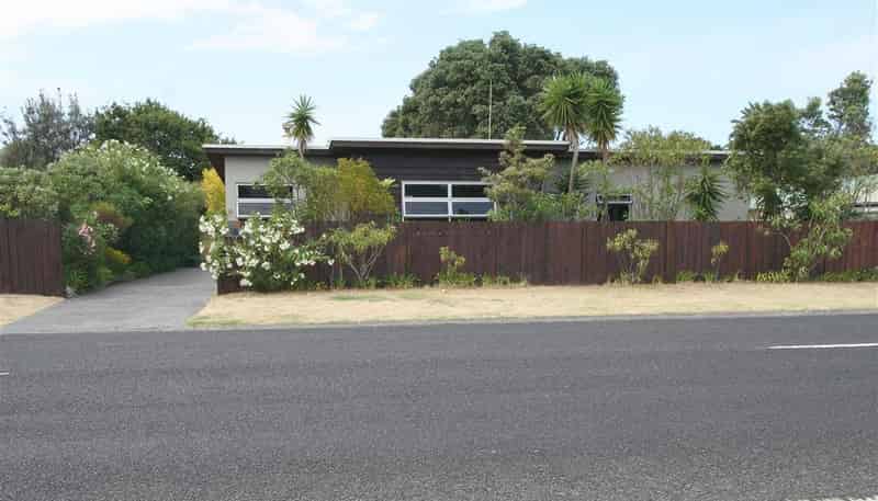 508 Ocean Rd, Whangamata