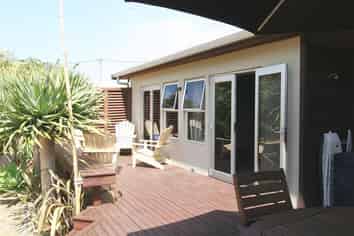 508 Ocean Rd, Whangamata