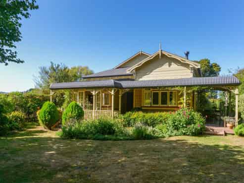 60 Phillips Street, Tikokino