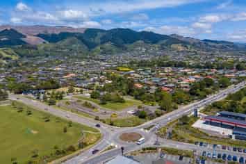 Join Richmond's Newest Supermarket