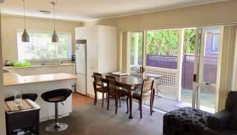 9 Central Park Drive, Te Atatu South