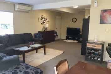 9 Central Park Drive, Te Atatu South