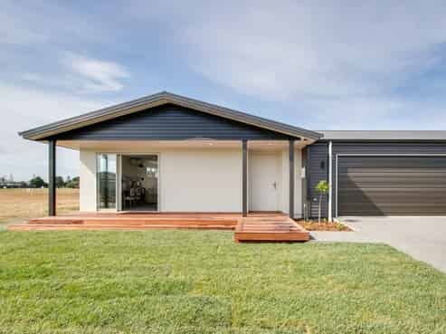 84 Hunter Drive, Awatoto