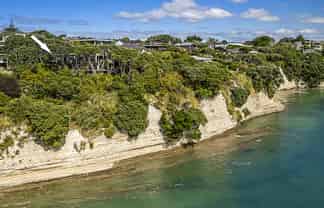 40 Seacliffe Avenue, Belmont