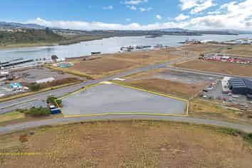 Seeking tenants- New Build on Port Road