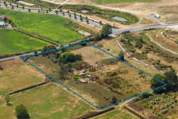 ONE OF THE ONLY COMMERCIAL ZONED SITES IN ROTOTUNA