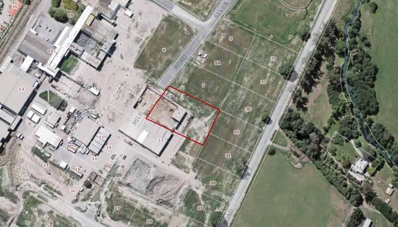 9 Seven Mile Drive, Belfast