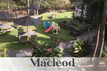 Picturesque Riverside Cafe- Well Worth a Look