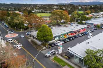 GLEN EDEN RESTAURANT OR RETAIL LEASE OPTION