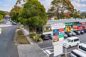 GLEN EDEN RESTAURANT OR RETAIL LEASE OPTION
