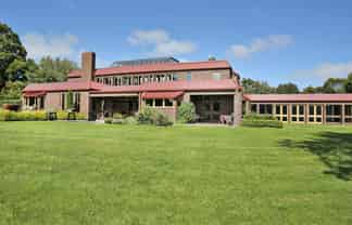 107 Fairweather Road, 