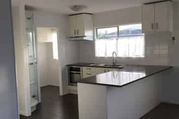 2 Silverstone Pl, Henderson