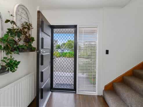 17 Grey Street, Glenholme