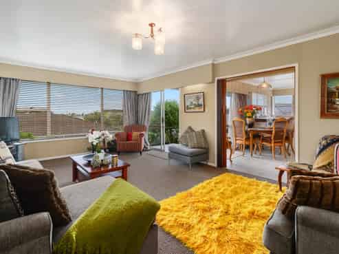 17 Grey Street, Glenholme