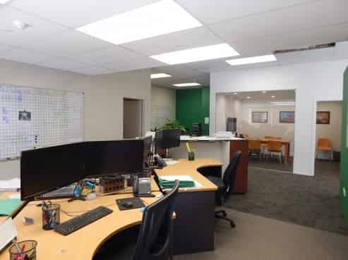 Office/showroom for lease 