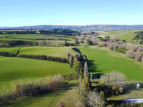 668 Chamberlain Road, Albury