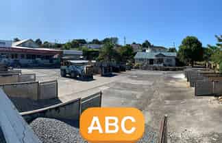 Spas, Garden Art & Supplies - Franklin - $250k