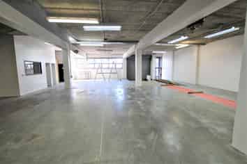 WAREHOUSE OR SHOWROOM IN PONSONBY