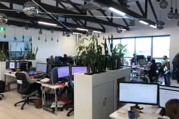 MODERN OFFICE SPACE NOT TO BE MISSED!