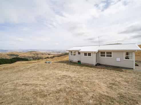 640 Old Hill Road, Porangahau