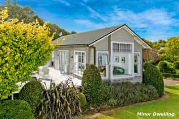 998 Peak Road, Waimauku