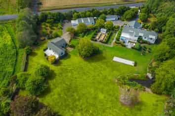 998 Peak Road, Waimauku