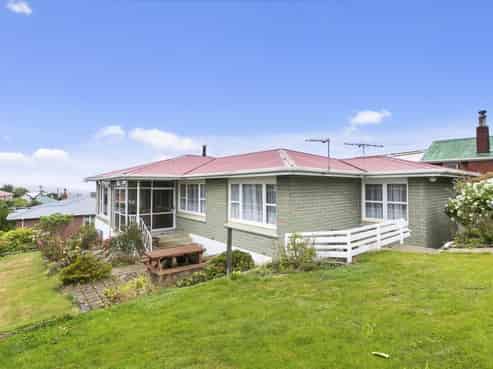 23 Mornington Road, Balaclava