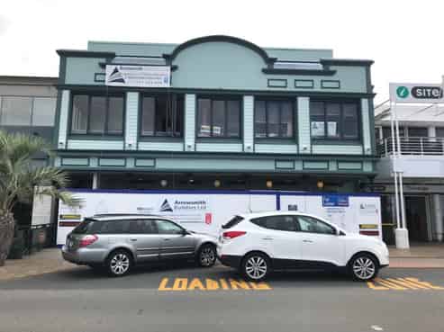 Prime location on The Strand 