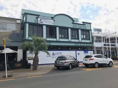 Prime location on The Strand 