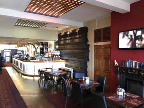 Prime location on The Strand 