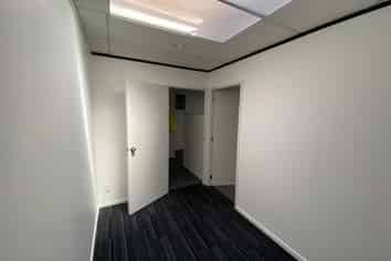 Bite Size Office in Browns Bay