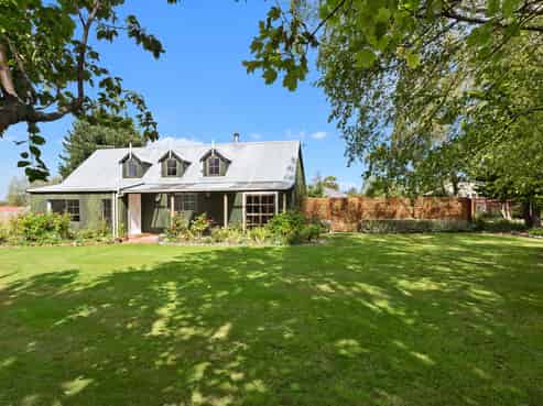 149 Main Street, Oxford