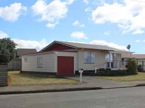 8 Mccallum Street, Dannevirke