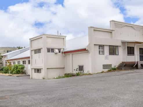 Workshop-Warehouse for Lease