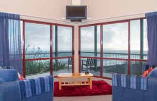 17/685 Karioitahi Road, Waiuku