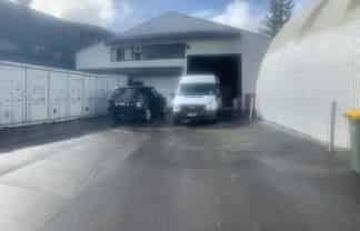 Cheap - High Stud Warehouse 600m2