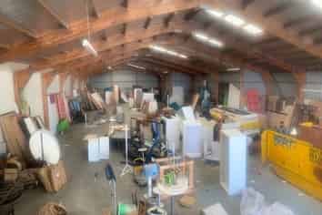 Cheap - High Stud Warehouse 600m2