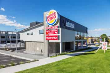 PERFECT UNIT IN GREAT LOCATION