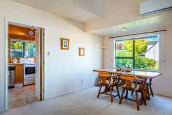 2/3 Killarney Avenue, Torbay