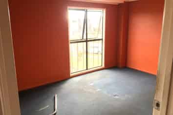 Excellent Cornersite for Restaurant/Retailer