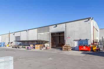 Middleton Warehouse/Office + Yard