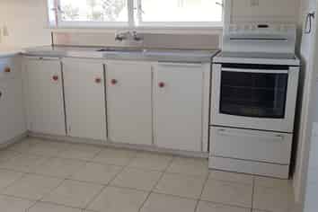 12 Mickle street, Te Atatu South