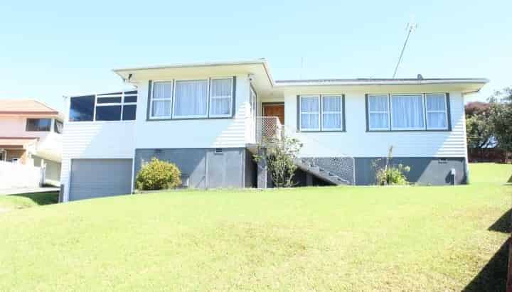 39 Ennis Avenue, Pakuranga Heights