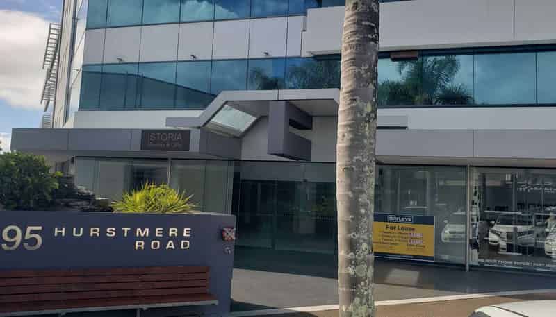 1/95 Hurstmere Road, Takapuna