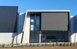 UNIT 2 435m2 - AVAILABLE NOW!