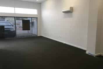 Modern North Facing Warehouse - 394sqm